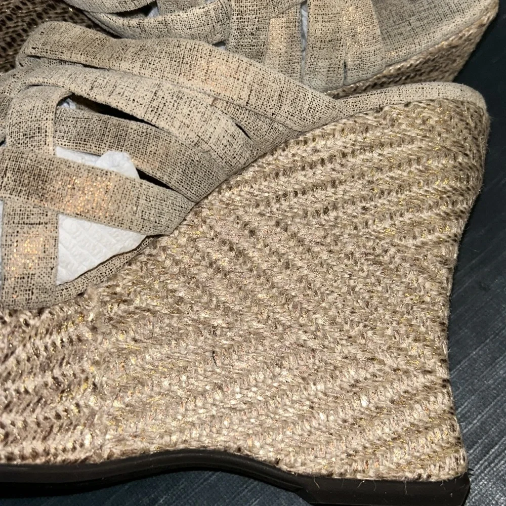 Donald Pliner Soft Gold Metallic Espadrille Mule Wedge Sandals- sz 9.5 - Picture 3 of 13